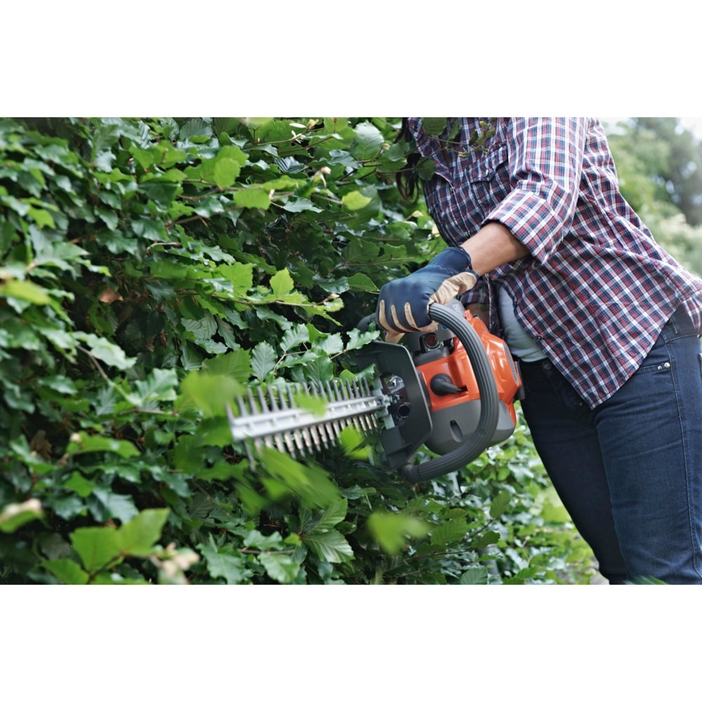 Husqvarna 122HD60 24โณ Petrol Hedgetrimmer