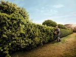 STIHL HS 82 RC-E 30" Petrol Hedge Trimmer - Image 5