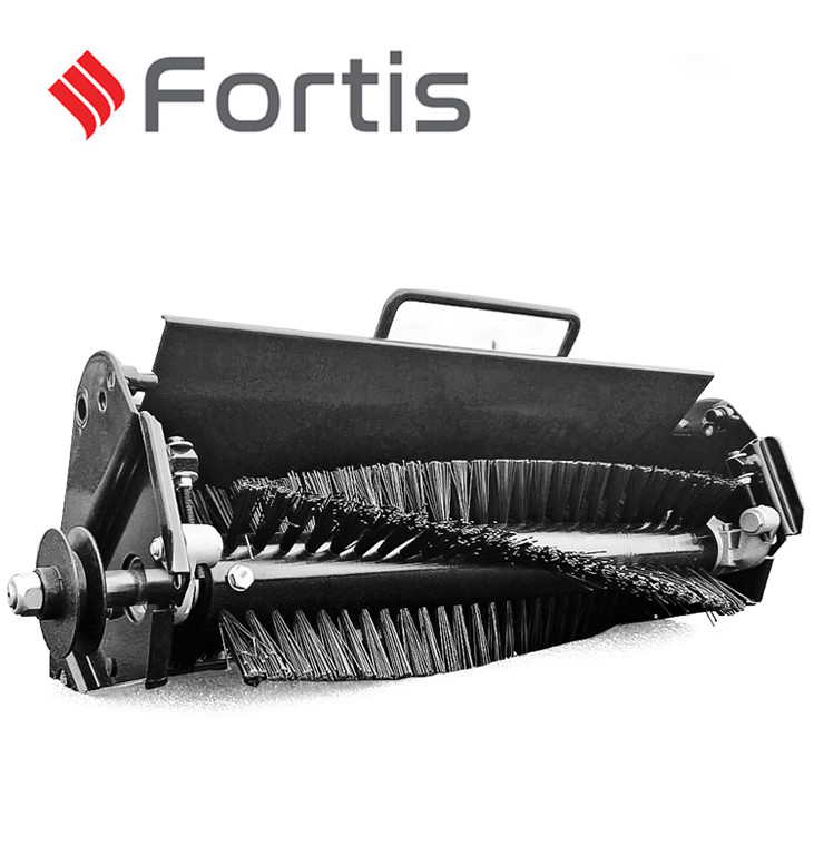 angle1__20333.1751451555.jpg Cobra Fortis Sports Turf Brush Cartridge - Image 1