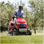 Honda HF 2625 HTE 48" Premium Lawn Tractor - Image 4