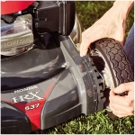 Honda HRX 537 VY 21" Self-propelled Petrol Lawn Mower - Image 6