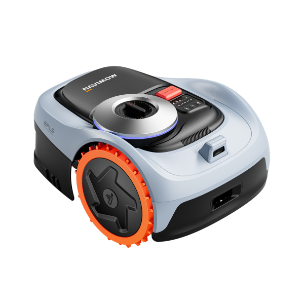 Segway Navimow i2 AWD robot lawn mower front view on white background